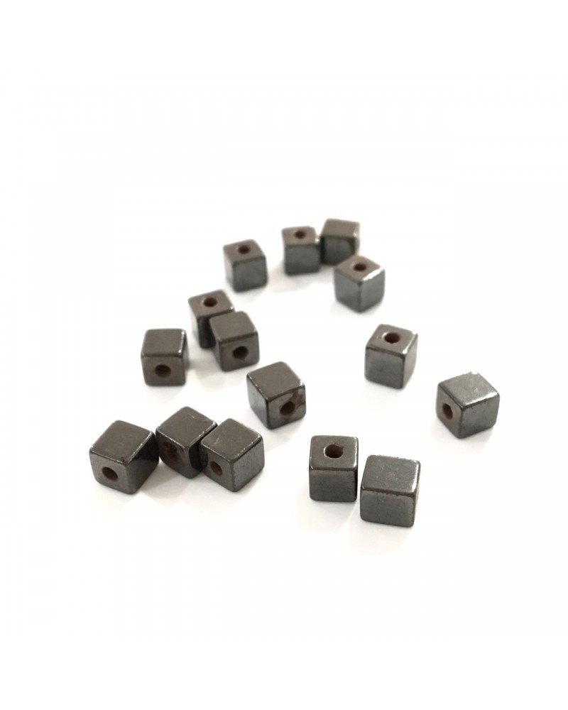 X20 Hématites cube 4mm